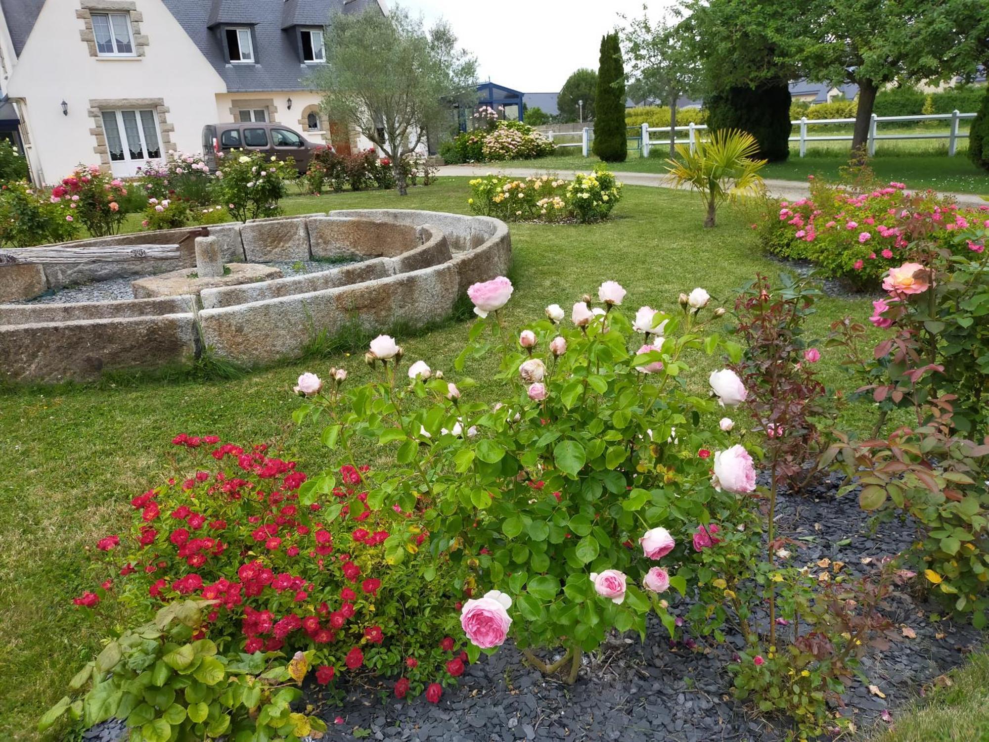 Petit Chatelet Bis Hirel Eksteriør bilde